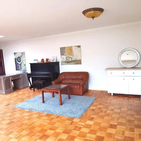 Ruhiges Im Bungalow Nahe Flughafen Frankfurt Und Privat bolig *