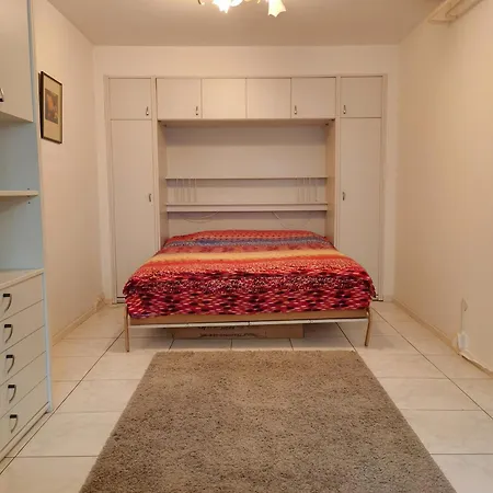 Homestay Ruhiges Im Bungalow Nahe Flughafen Frankfurt Und