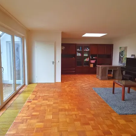 Ruhiges Im Bungalow Nahe Flughafen Frankfurt Und Moerfelden-Walldorf