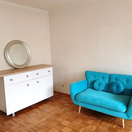 Homestay Ruhiges Im Bungalow Nahe Flughafen Frankfurt Und *